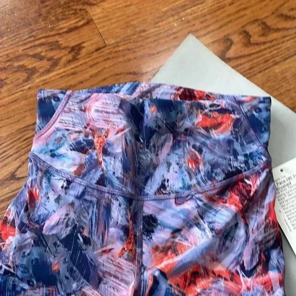 Lululemon I 4 - Picture 2 of 13